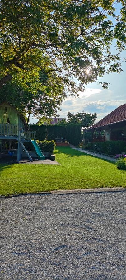 Ferienwohnung Aurora Haz Zalakaros Exterior foto